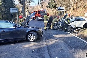 Poważna kolizja na wjeździe do Unisławia Śląskiego
