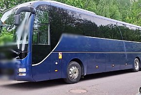 Autokar z dziećmi zatrzymany z powodu usterki hamulców