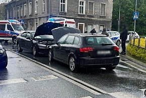 Podgórze: Poszukiwany 24-latek spowodował czołowe zderzenie