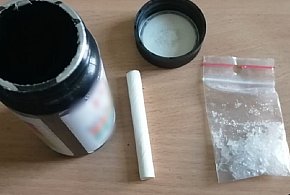 Policja zatrzymała dwóch 30-latków z narkotykami