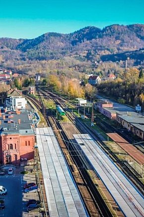Rodzinnie i pociągiem na Dolny Śląsk-608
