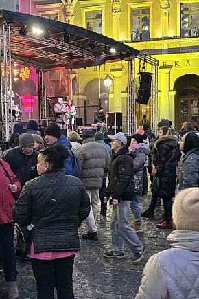 Jarmark Świąteczny oficjalnie otwarty-761