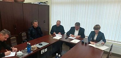 Walim: Umowy na odbudowę dwóch mostów podpisane-20391