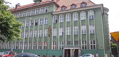 Wałbrzych też protestuje. Zajęcia tylko na terenie szkoły-20748