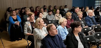 Każde dziecko zasługuje na szansę – Wałbrzych stawia na edukację włączającą-20849