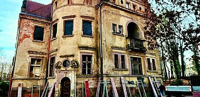 Rozpoczęły się prace przy termomodernizacji zabytkowej Willi Daisy-21260