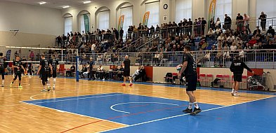 Będzie mecz siatkówki oraz zbiórka na schronisko-21371