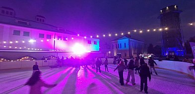 Otwarcie lodowiska w Starej Kopalni-21777