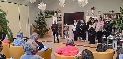 Studenci ANS spełnili marzenia seniorów-22137