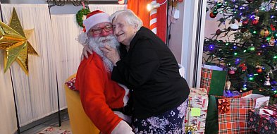 Pisali listy i otrzymali mnóstwo prezentów-22179