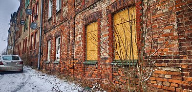 Zajęli i zdewastowali wyremontowane mieszkania gminne