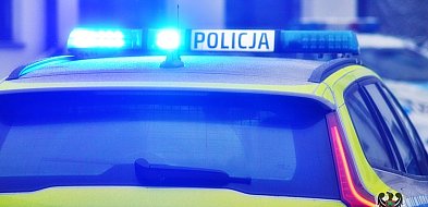 Policja znalazła 84-latkę w przydrożnym rowie