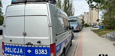 Niesprawny autokar zatrzymał szkolną wycieczkę