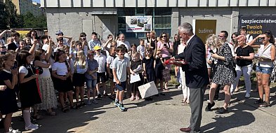 Nowy gmach szkoły nr 21 na Podzamczu