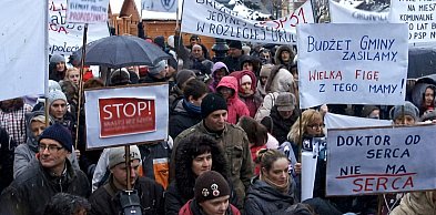 Z archiwum WTV: Walka o szkoły i porażka referendum
