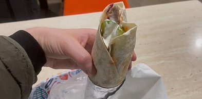 Znany youtuber ocenił wałbrzyski kebab