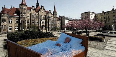 Nikt mnie nie zaprosił – syndrom wałbrzyskiego kanapowca