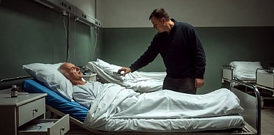 58-latek ukradł telefon śpiącemu pacjentowi