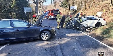 Poważna kolizja na wjeździe do Unisławia Śląskiego