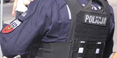 Narkotyki w mieszkaniu i nastolatka pod łóżkiem-20304
