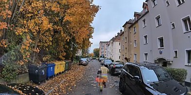 Nie było dojazdu. Strażak z OSP Boguszów pobiegł-20822