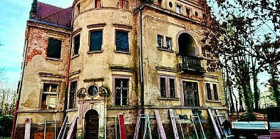 Rozpoczęły się prace przy termomodernizacji zabytkowej Willi Daisy-21260