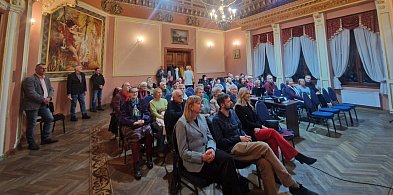 Fabryki porcelany i ludzie, którzy je tworzyli-21497