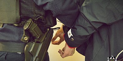 Schował się na strychu przed policją-21990