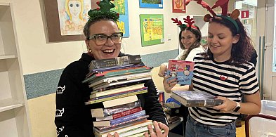 ''Biblioteczka Marzeń'' otwarta na oddziale pediatrycznym w Wałbrzychu.-22134