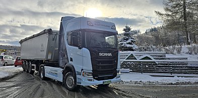 Ciężarówka na prąd czy autobus na wodór?-22158