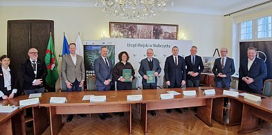 Jesienią przyjadą nowe autobusy wodorowe Mercedesa-22501