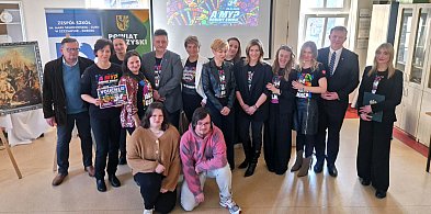 WOŚP w powiecie wałbrzyskim - prezentacja sztabów-22762