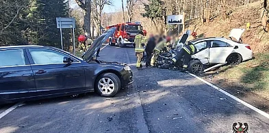 Poważna kolizja na wjeździe do Unisławia Śląskiego