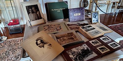 Prywatne albumy Księżnej Daisy wróciły do Książa