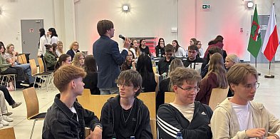 Młodzież Wałbrzycha trzyma za słowo – debata w Starej Kopalni