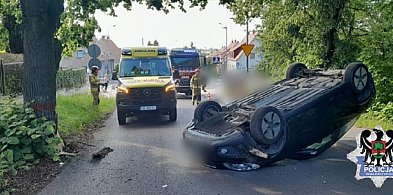 Pijana kierująca dachowała na ul. Wyszyńskiego