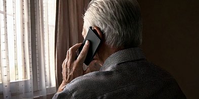 Oszukali seniora na 230 tysięcy złotych-21768