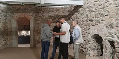 Walim: Powstaje system sygnalizacji w Zamku Grodno-21891