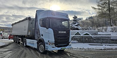 Ciężarówka na prąd czy autobus na wodór?-22158