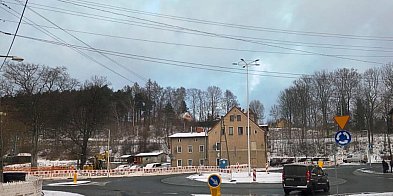 Przywrócono ruch na drodze wojewódzkiej 381 w Jedlinie-Zdroju-22381