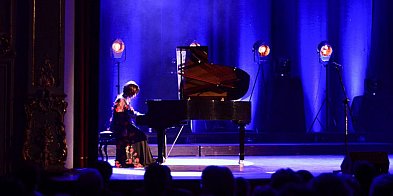 Muzyczne pożegnanie z Polską i regionem wałbrzyskim-22426