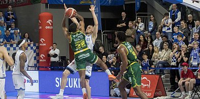 Górnik przegrywa z Zastalem na swoim parkiecie