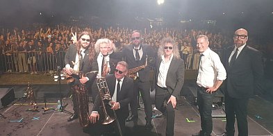 Poparzeni Kawą Trzy - Nawet w lutym jest wiosna