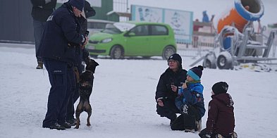 Brylant podbił serca dzieci, a mundurowi… przejęli ferie w Czarnowie