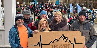 Maraton ostry jak żyleta. Szli 60 km po lodzie