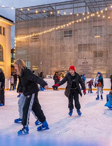 W Wałbrzychu będzie lodowisko. Dwa razy większe niż rok temu-21425