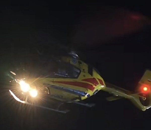 Chciał wjechać autem na Dzikowiec. Stoczył się 200m w dół-21155