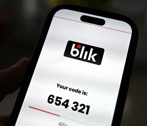 Codzienny przelew BLIK do znajomego? Skarbówka może to sprawdzać-21157