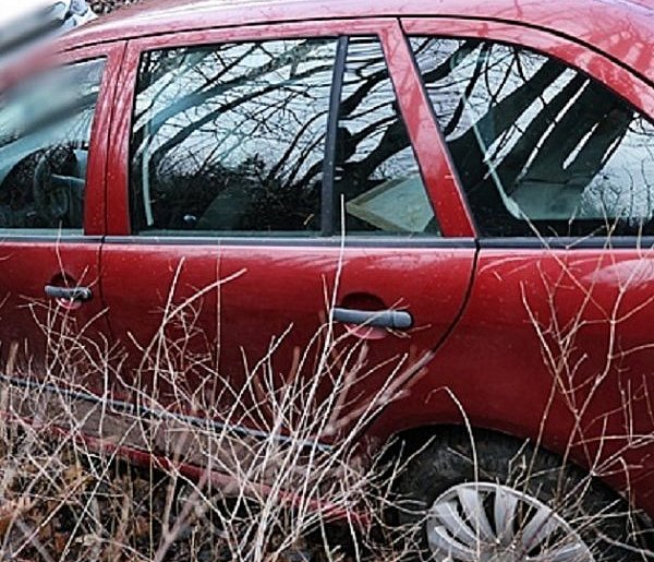 Wałbrzyscy policjanci odzyskali skradzione auto-21978