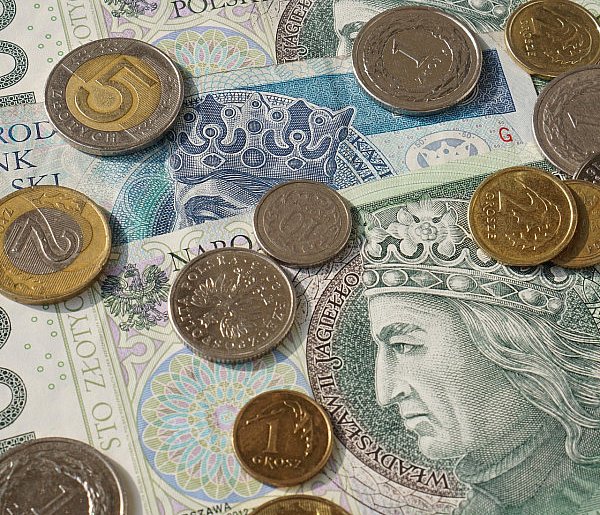 Rząd zmienia zasady wypłat wynagrodzeń. Firmy czeka nowy obowiązek-22021